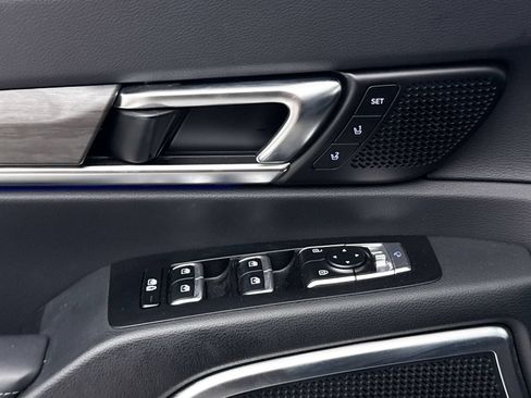 Certified 2025 Kia Telluride SX X-Line AWD/4WD image 31