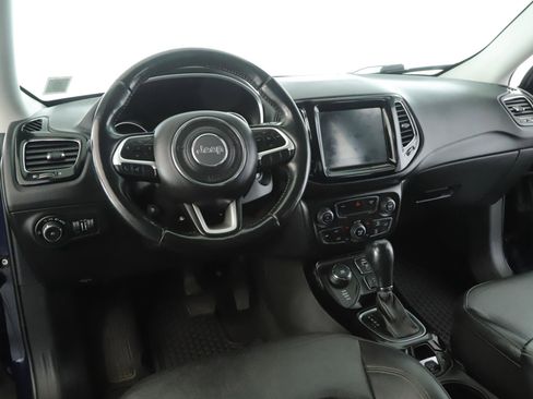 Used 2020 Jeep Compass Limited w/ Rear Convenience Group AWD/4WD image 2