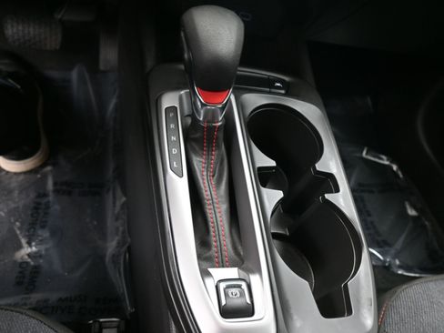 Certified 2024 Chevrolet Trax RS w/ Sunroof Package image 14