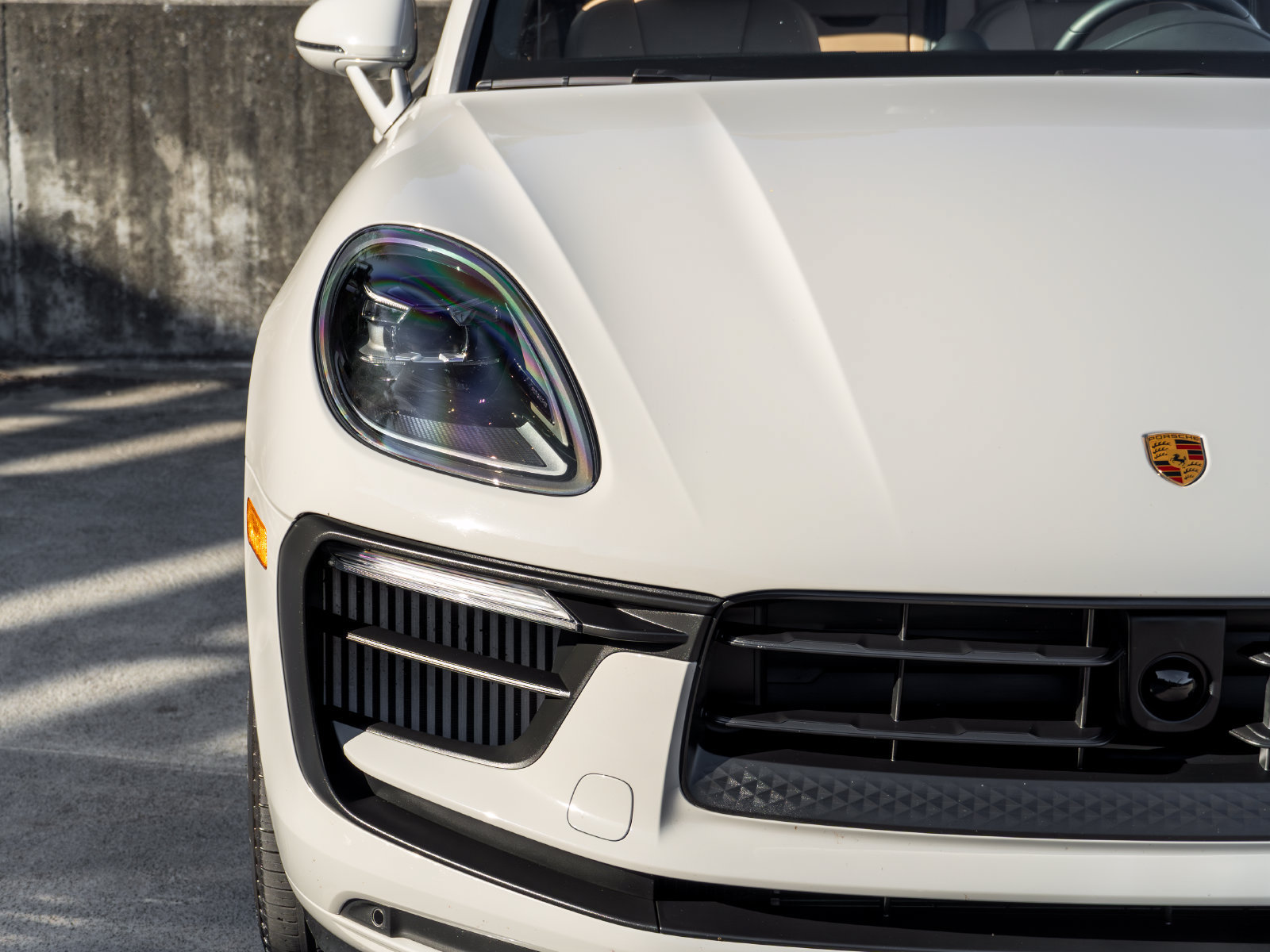 Certified 2023 Porsche Macan S AWD/4WD image 14