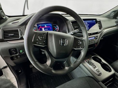 Used 2022 Honda Pilot Sport image 9