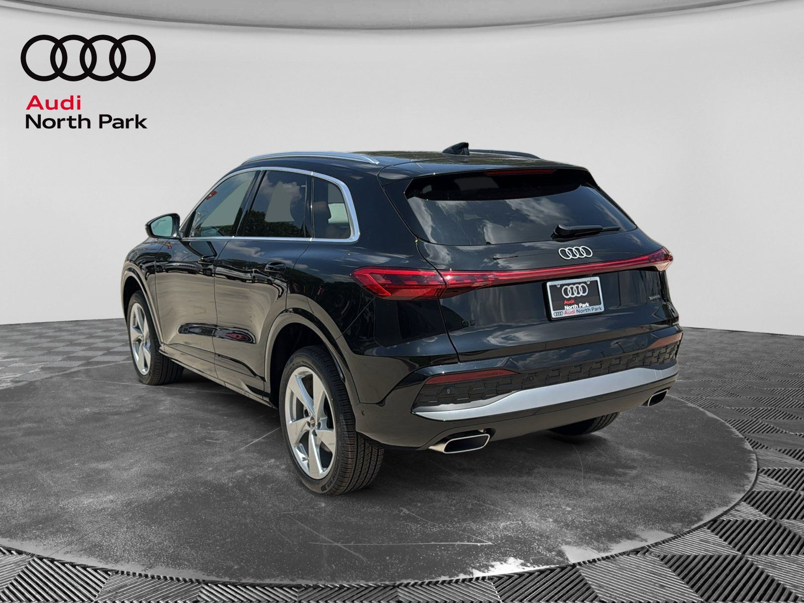 New 2026 Audi Q5 Premium AWD/4WD image 5