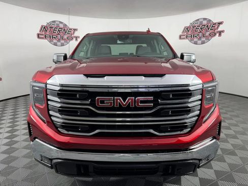 Used 2024 GMC Sierra 1500 SLT w/ X31 Off-Road Package AWD/4WD image 2