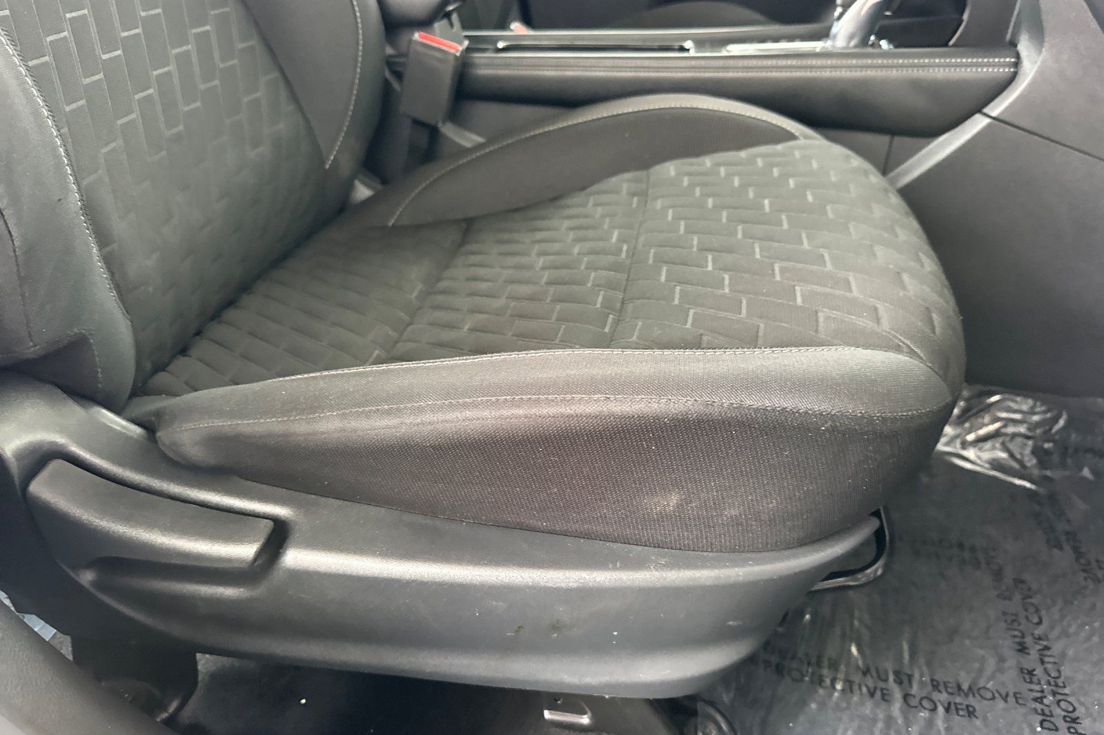 Used 2021 Nissan Kicks SV FWD image 23