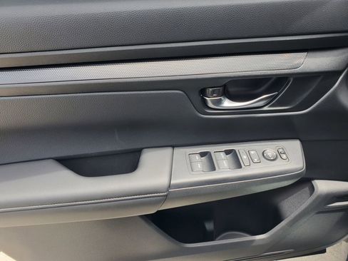 Used 2025 Honda CR-V EX image 19