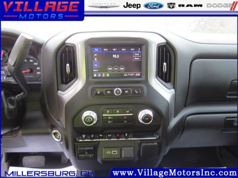 Used 2024 GMC Sierra 2500 Pro image 13