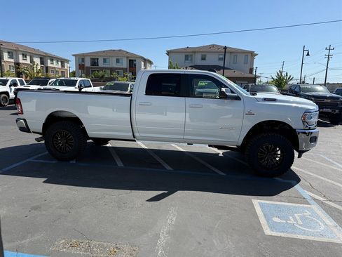 Used 2022 RAM 3500 Big Horn image 4