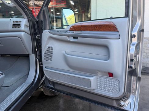 Used 2002 Ford F250 Lariat AWD/4WD image 53