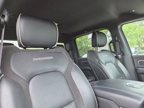 Used 2023 RAM 1500 Laramie AWD/4WD image 15