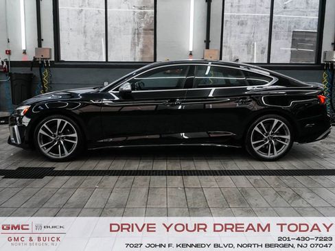 Used 2022 Audi S5 Premium image 4