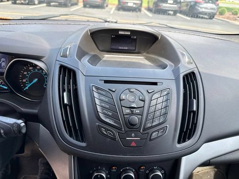 Used 2014 Ford Escape SE FWD image 18