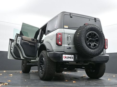 Used 2021 Ford Bronco Wildtrak image 75