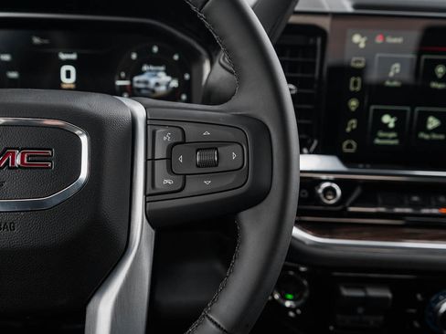 New 2026 GMC Sierra 1500 Elevation image 20