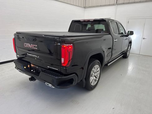 Used 2024 GMC Sierra 1500 Denali w/ Technology Package AWD/4WD image 8
