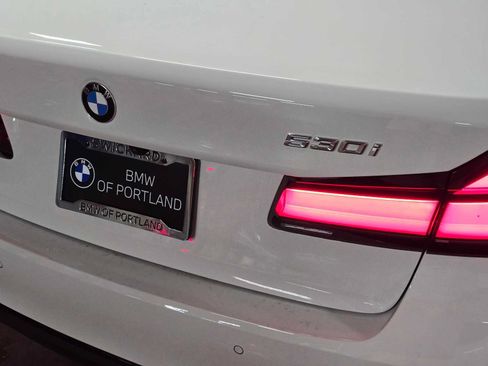 Used 2023 BMW 530i xDrive w/ Premium Package AWD/4WD image 14