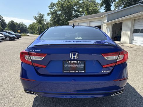 Used 2021 Honda Accord Sport image 4