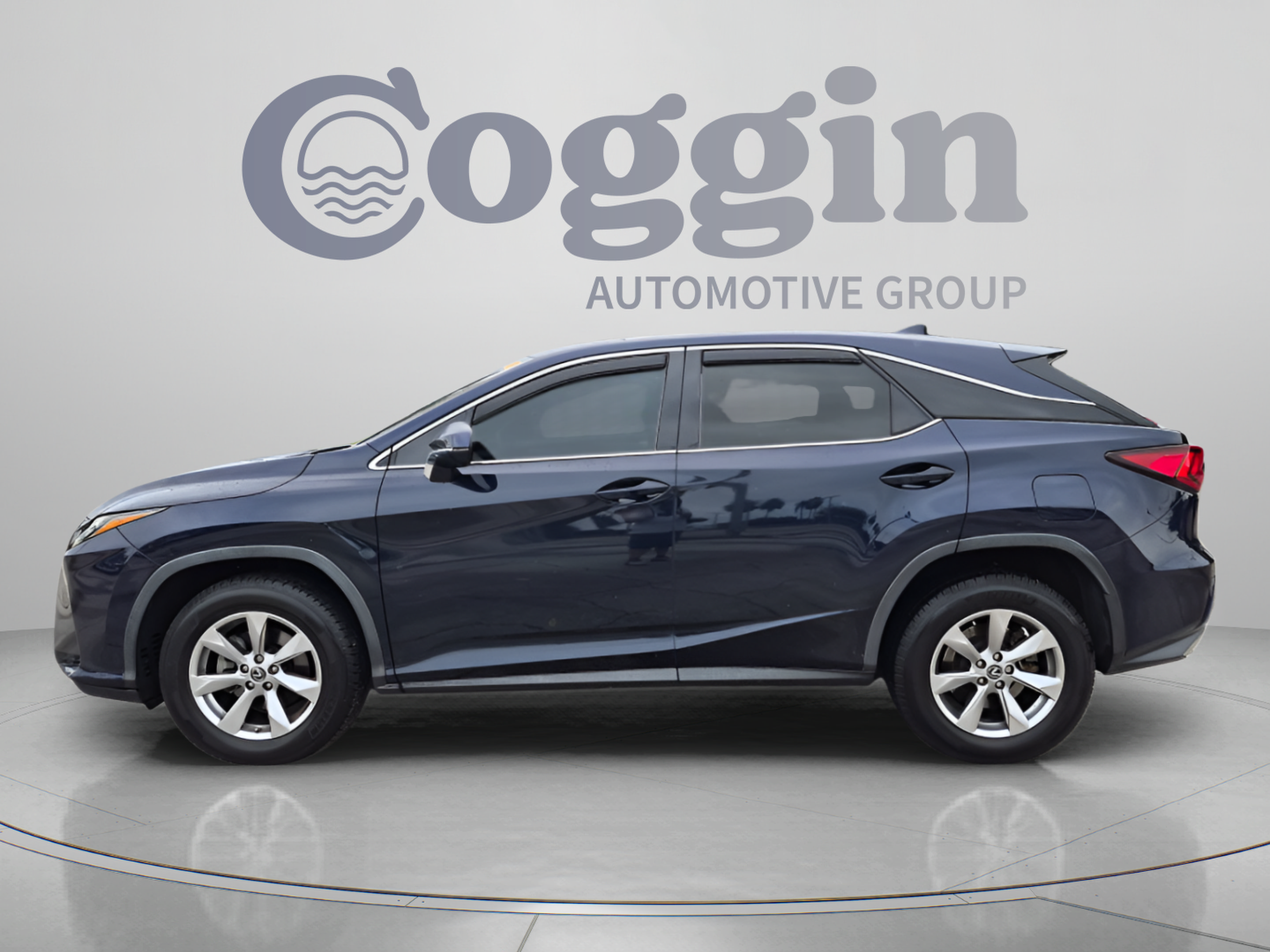 Used 2018 Lexus RX 350 FWD w/ Accessory Package image 3