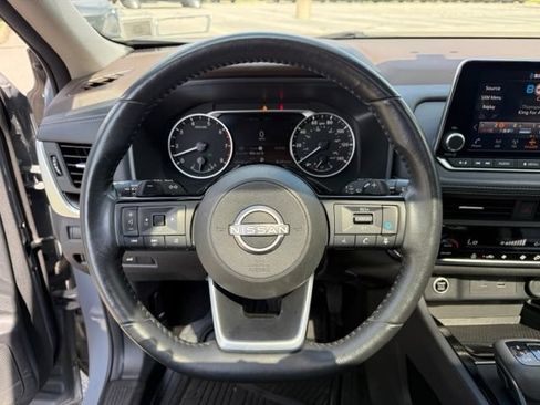 Certified 2023 Nissan Rogue SV w/ SV Premium B Package AWD/4WD image 3