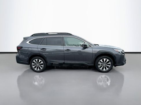 Used 2024 Subaru Outback Limited image 8