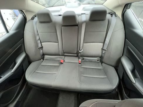 Used 2025 Nissan Altima 2.5 SV AWD/4WD image 24