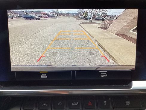 Used 2025 Chevrolet Silverado 1500 LT image 21