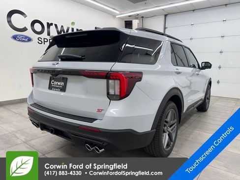 New 2026 Ford Explorer ST w/ Sun And Sound Package image 6