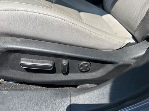 Used 2018 Honda Accord Touring image 7