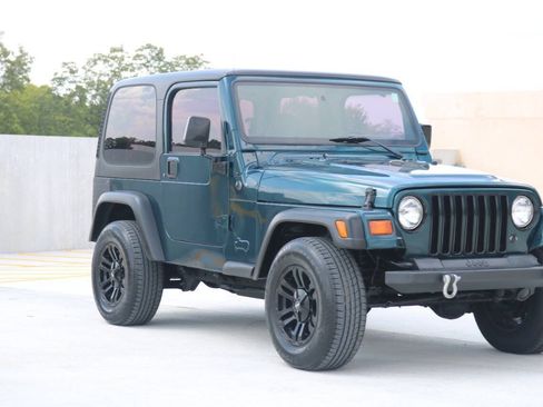 Used 1998 Jeep Wrangler SE AWD/4WD image 4