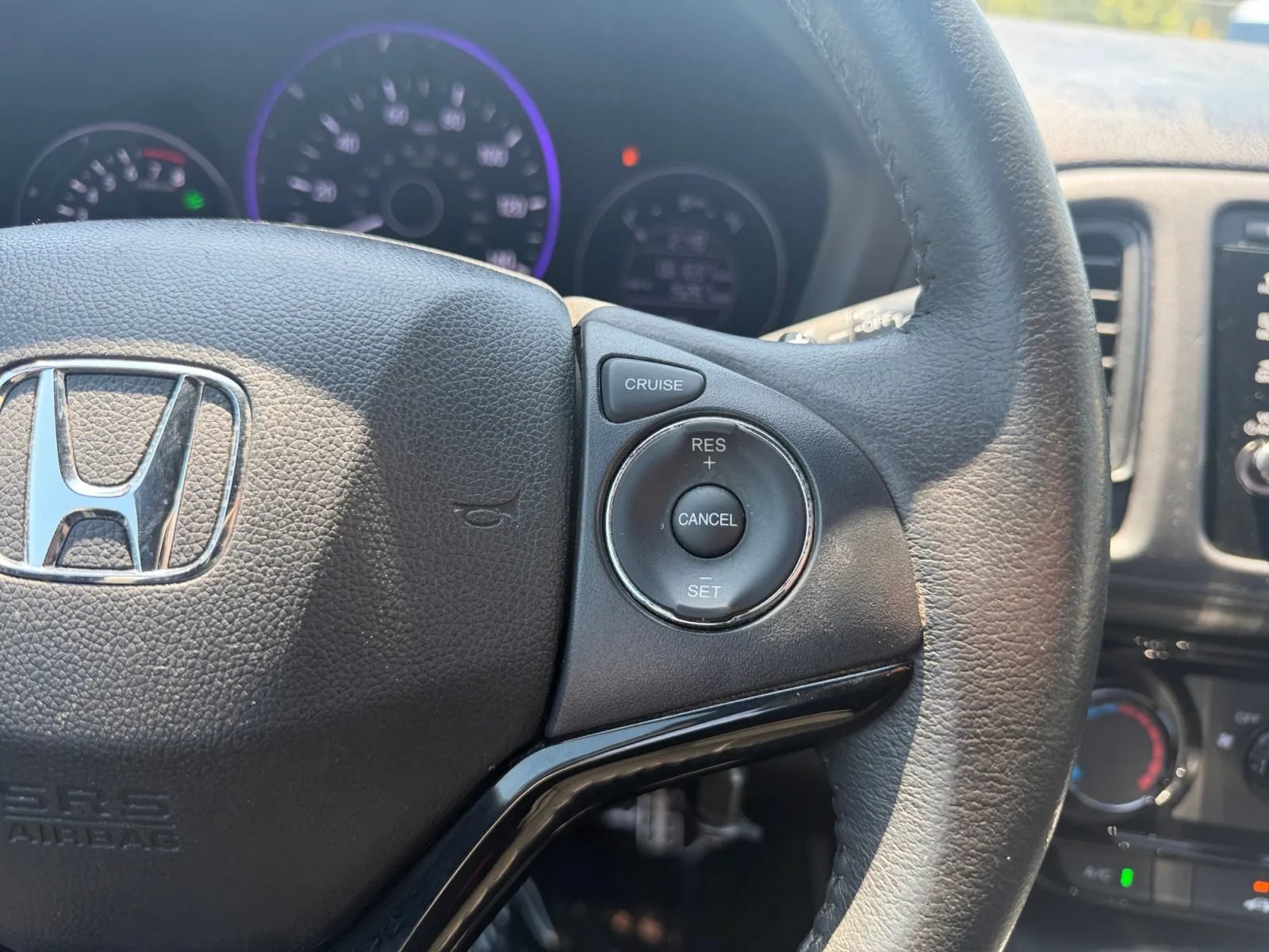 Used 2021 Honda HR-V Sport image 21