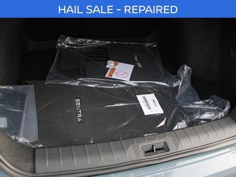 New 2026 Nissan Sentra SR w/ Floor Mat Package FWD image 31