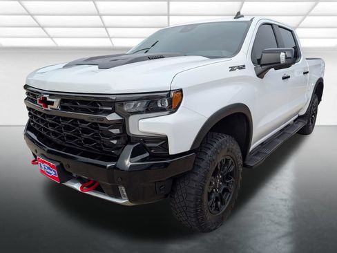 Certified 2025 Chevrolet Silverado 1500 ZR2 w/ Technology Package AWD/4WD image 30