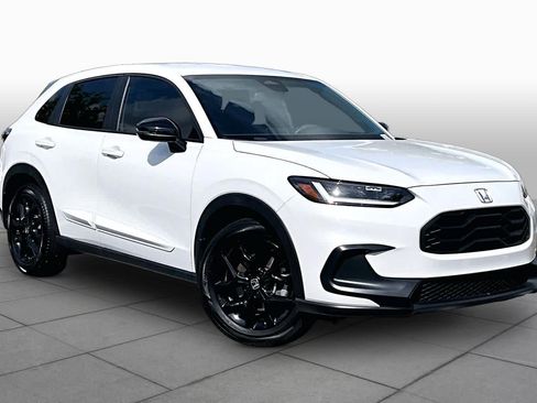Certified 2024 Honda HR-V Sport image 3
