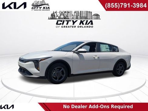 New 2026 Kia K4 FWD image 1
