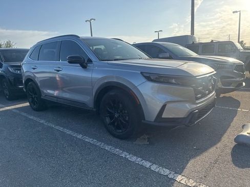 Used 2023 Honda CR-V Sport image 8
