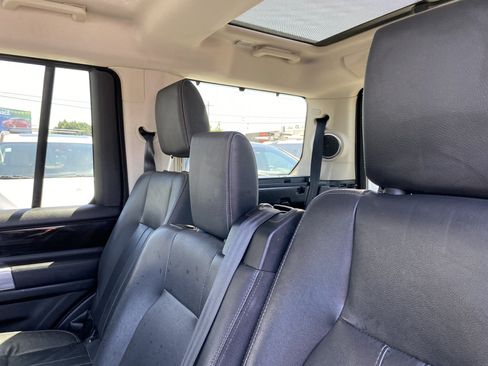 Used 2016 Land Rover LR4 HSE Silver Edition AWD/4WD image 22