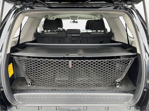 Used 2015 Toyota 4Runner SR5 image 24