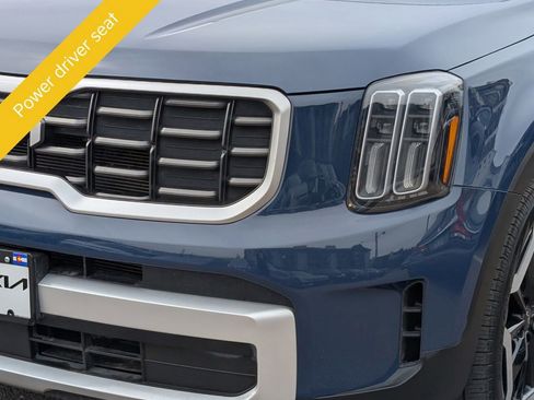Certified 2025 Kia Telluride S AWD/4WD image 11