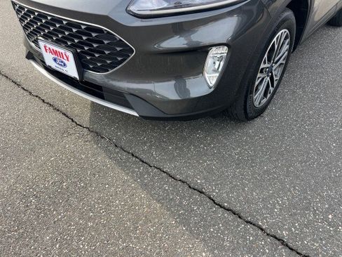 Used 2020 Ford Escape SEL image 28