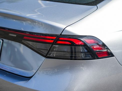 Used 2024 Honda Accord LX image 12