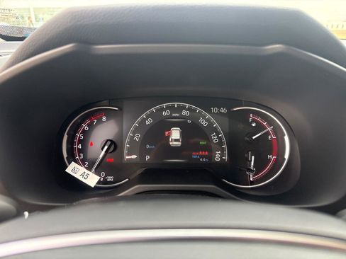 New 2025 Toyota RAV4 XLE image 21