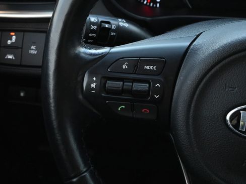 Used 2017 Kia Sorento SX FWD image 10