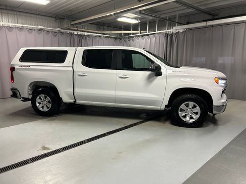 Used 2025 Chevrolet Silverado 1500 LT image 8