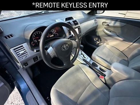 Used 2013 Toyota Corolla LE image 3