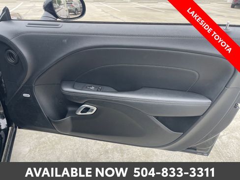 Used 2022 Dodge Challenger R/T Scat Pack w/ Plus Package RWD image 19