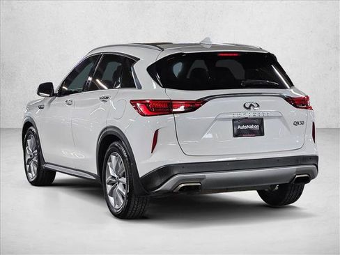 Used 2020 INFINITI QX50 Luxe w/ Navigation Package image 8