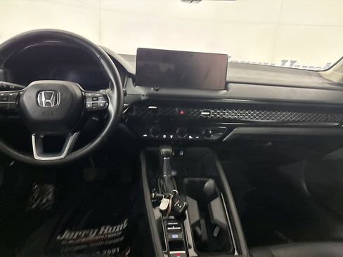 Used 2023 Honda Accord Touring image 24