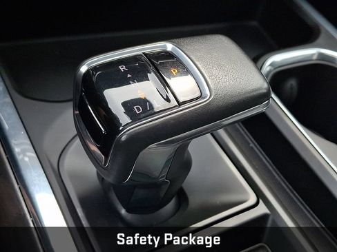 Used 2022 Chevrolet Silverado 1500 LTZ w/ LTZ Convenience Package II AWD/4WD image 20