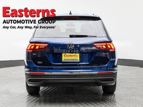 Used 2022 Volkswagen Tiguan SE image 6