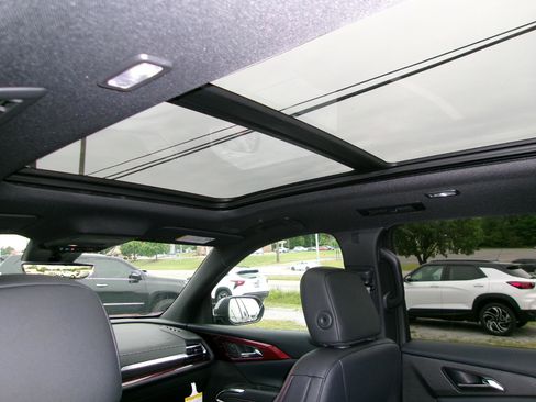 New 2026 Chevrolet Traverse Z71 AWD/4WD image 14