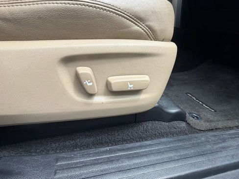 Used 2018 Toyota 4Runner Limited RWD image 21